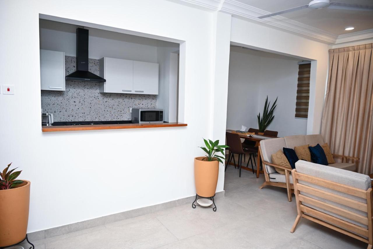 Lokko Serene Accra Exterior photo