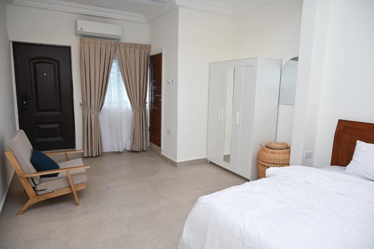 Lokko Serene Accra Exterior photo